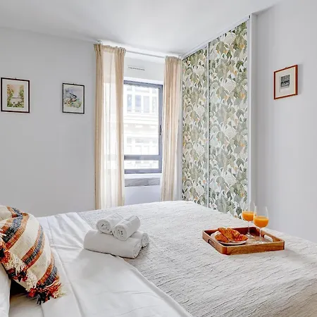 Bnbnova - 2br 2ba - Champs-elysees & Arc De Triomphe *